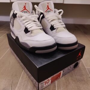 Air Jordan IV white cement 2012